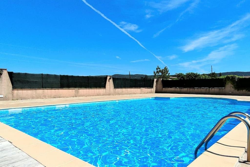 Apartamento La Petite Venise Goudargues Exterior foto
