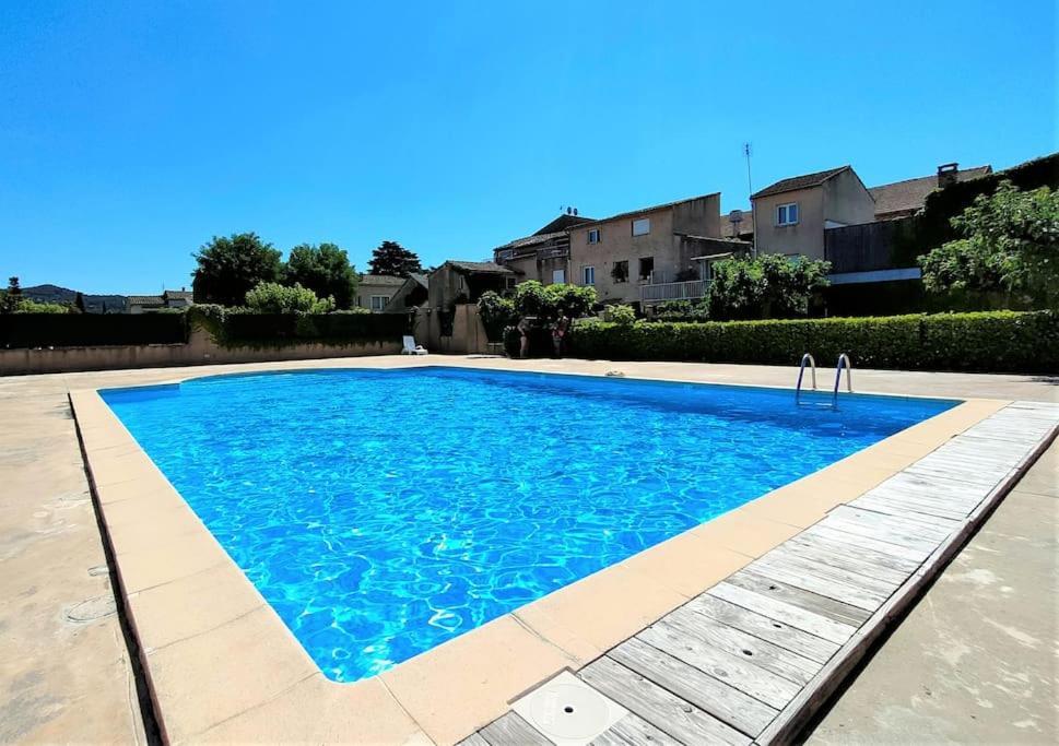 Apartamento La Petite Venise Goudargues Exterior foto
